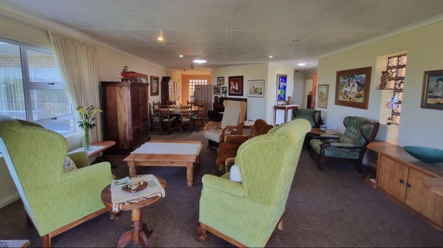 3 Bedroom Property for Sale in Stilbaai Wes Western Cape